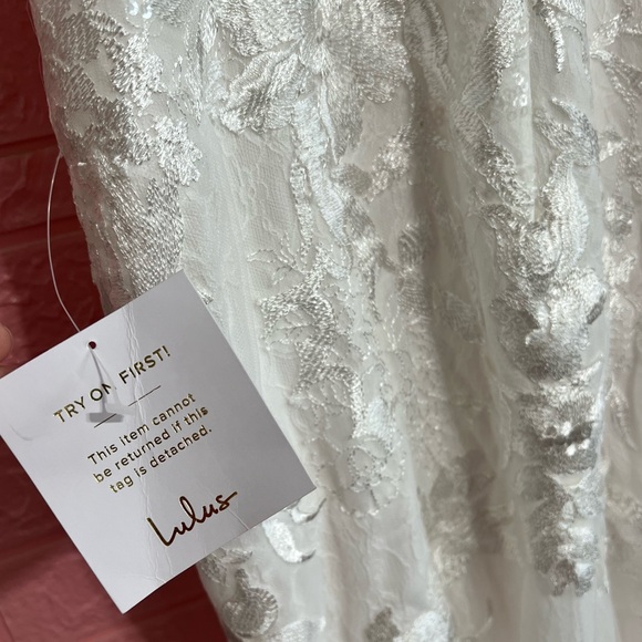 NWOT Lulu’s Bridal Everlasting Affection Lace Backless Mermaid Wedding Dress - Picture 16 of 16